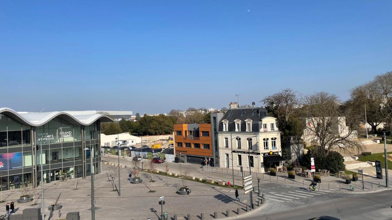 Appartement Porte Mars Reims Esterno foto